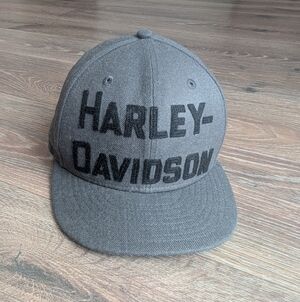 Harley-Davidson Fitted Baseball Cap Large 7 3/8 Gray Black HD Block Logo Hat